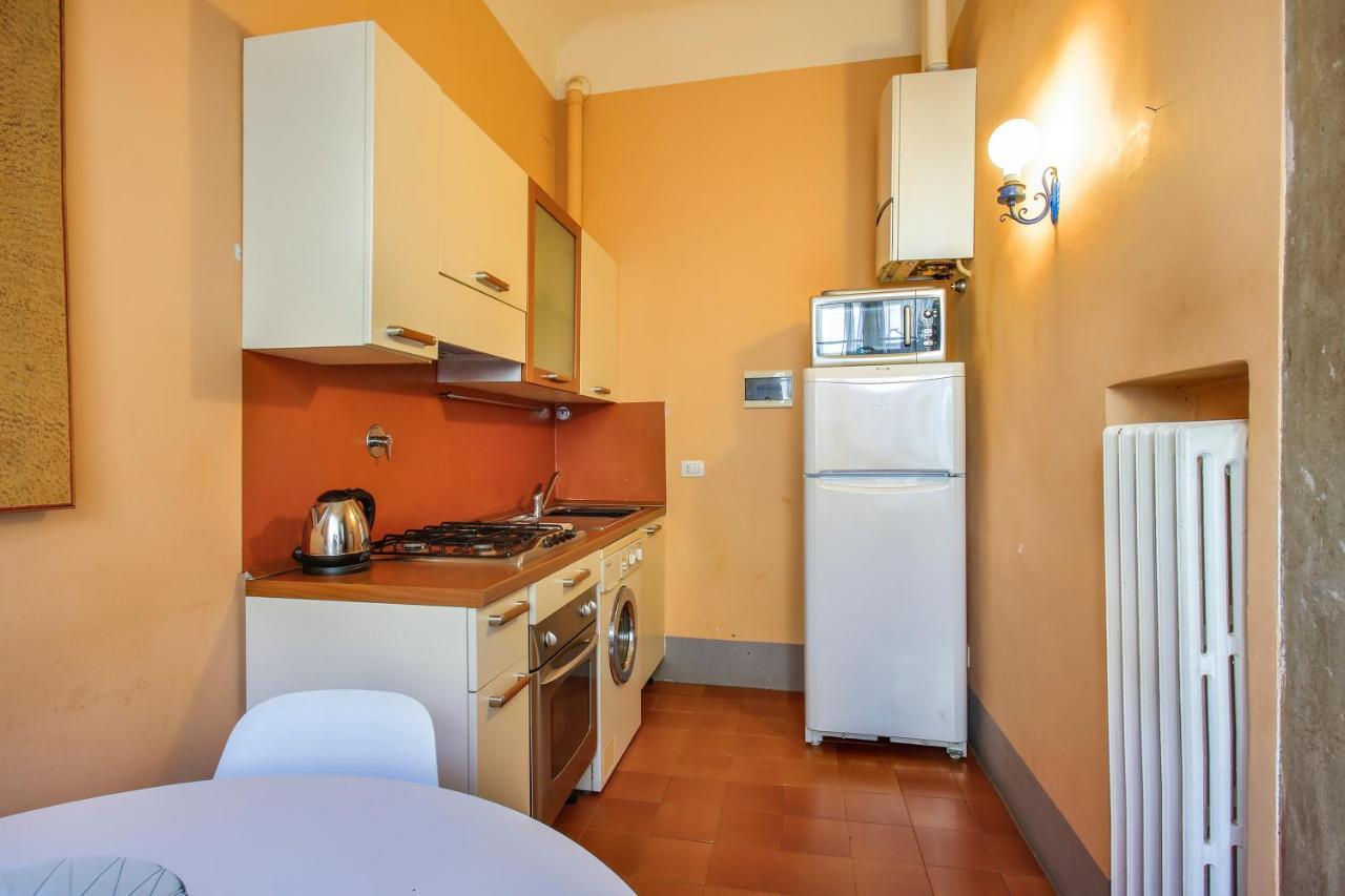 Lemon Tree One Bedroom With Balcony *
